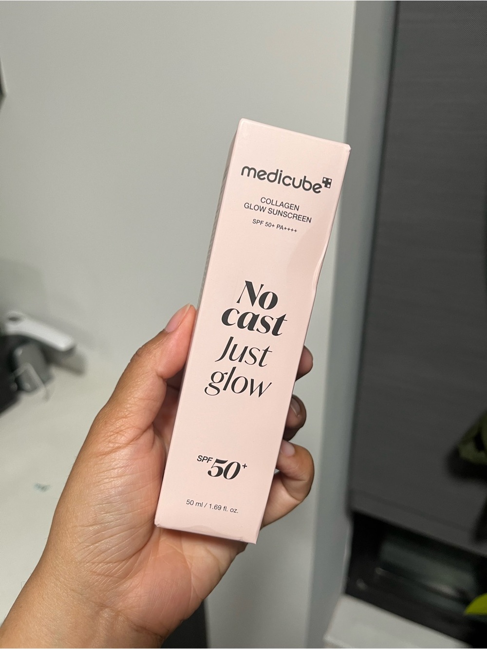 Medicube Collagen Glow Sunscreen SPF 50+ PA++++